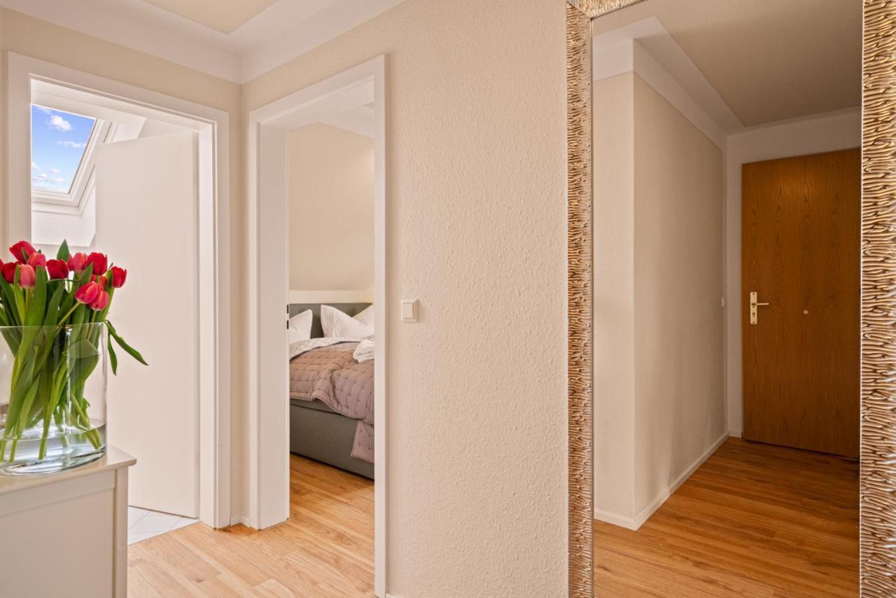 Wohlfuehl-Apartment Irisbluete Mit Privatstrand Friedrichshafen Exterior photo
